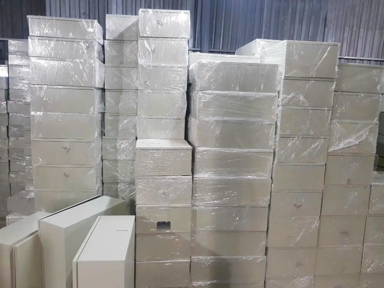 Tư vấn lựa chọn loại vỏ tủ điện tiêu chuẩn phù hợp với từng loại công trình