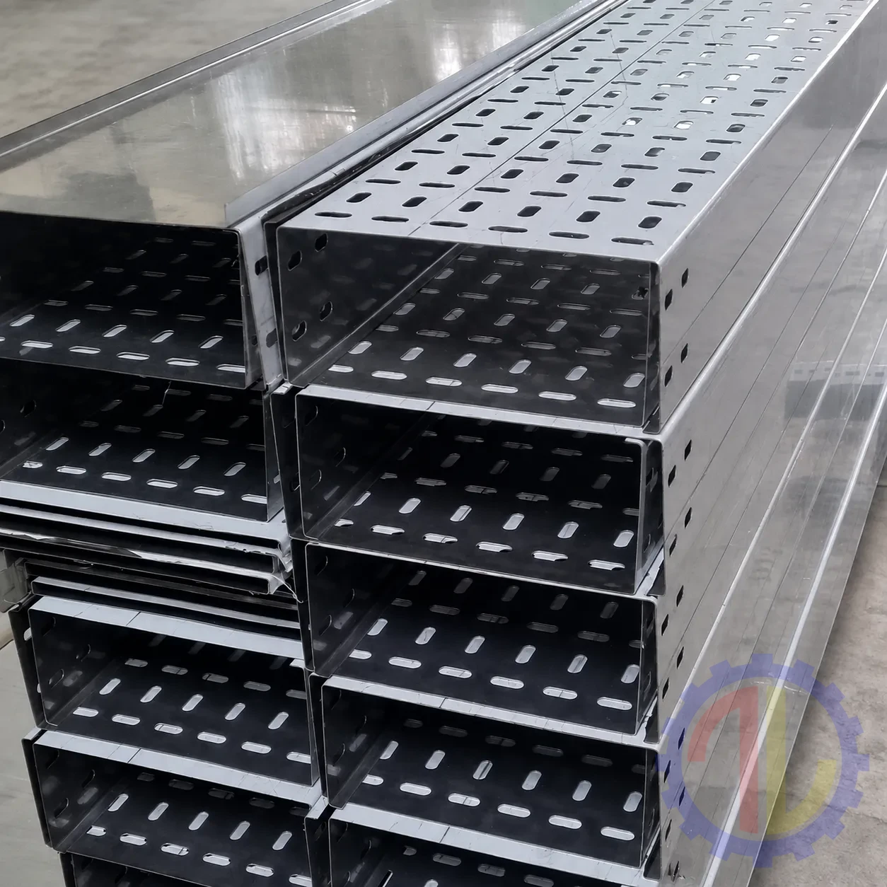 Khay cáp inox 304